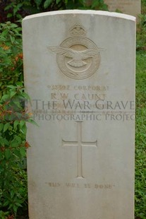 TRINCOMALEE WAR CEMETERY - CAUNT, ROBERT WILLIAM